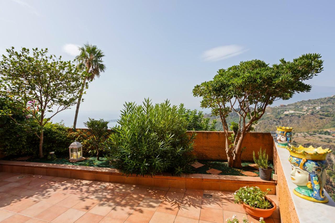 Taormina Apartment With Panoramic View Exterior photo